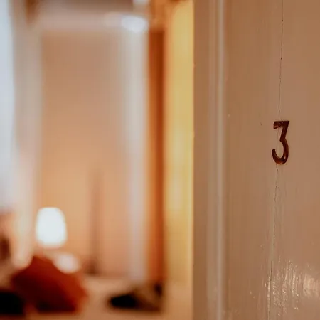 Backpackers * Берат