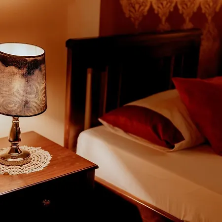 Backpackers Hostel *